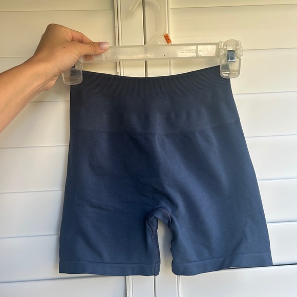 Alphalete Amplify Short - Picture 4 of 5